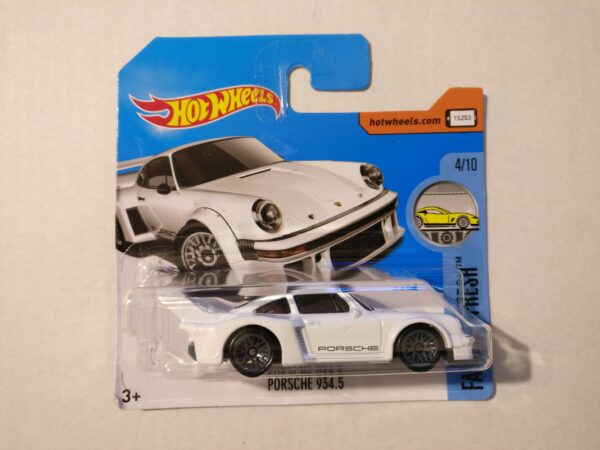 Porsche 934.5 (Factory Fresh - 2017)