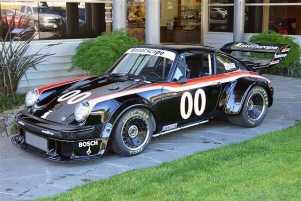 Porsche 934.5 (Factory Fresh - 2017)