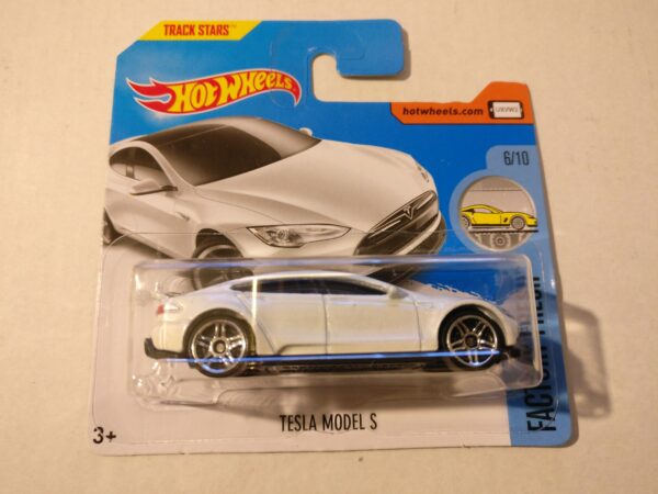 Tesla Model S (Factory Fresh - 2017)