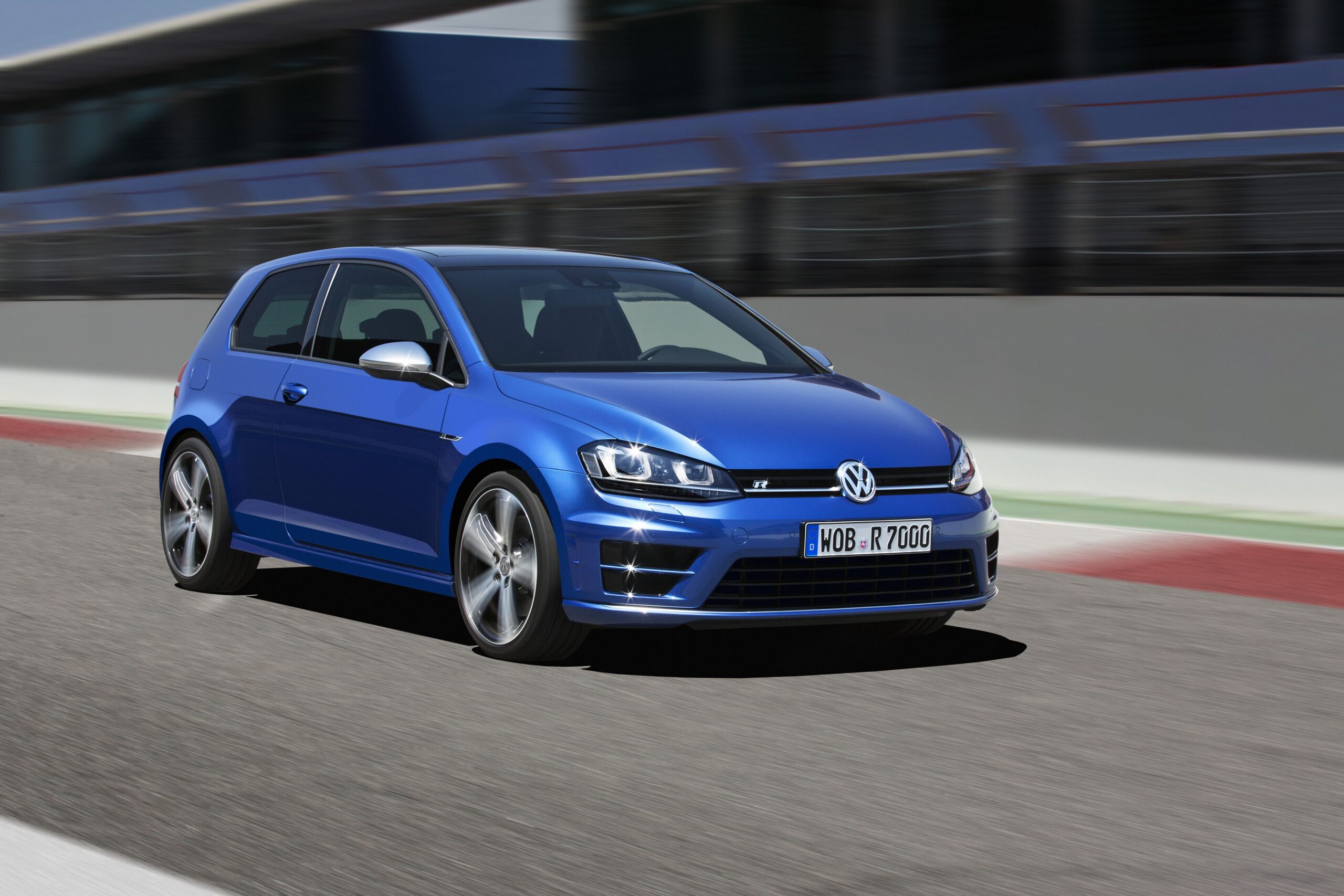 Р 2014. VW Golf r 2013. VW Golf 7 r. Golf 7r 2014. VW Golf r 2014.