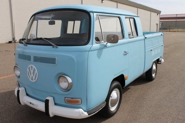 Volkswagen T2 Pickup (HW Hot Trucks - 2018)
