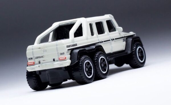 Mercedes-Benz G63 AMG 6x6 (MBX Explorers - 2017)