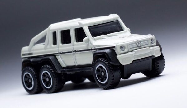 Mercedes-Benz G63 AMG 6x6 (MBX Explorers - 2017)