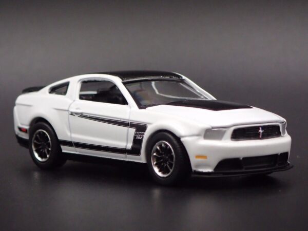 '12 Ford Mustang Boss 302 (Licensed Premium: Release 1 Set B - 2013)