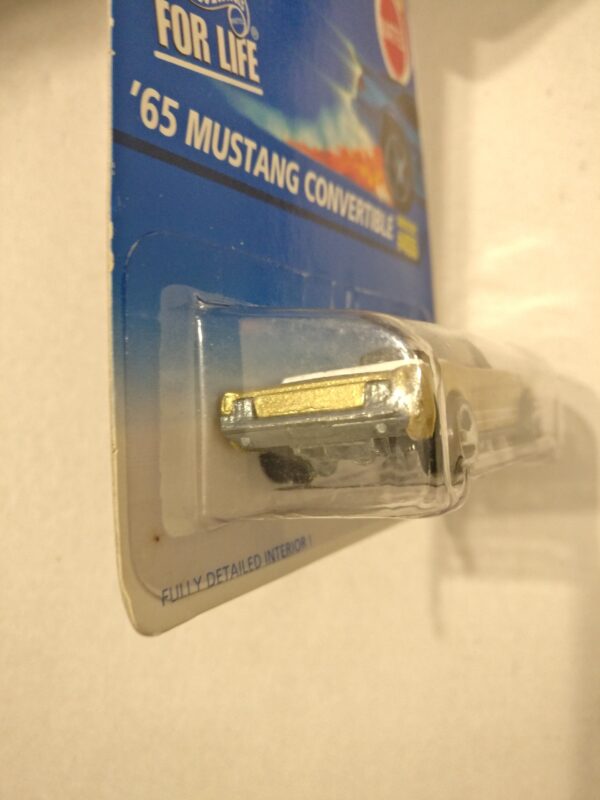 '65 Ford Mustang Convertible (Hot Wheels - 1997)