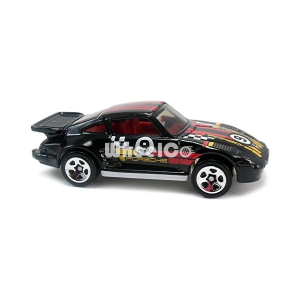 Porsche 930 (Hot Wheels Retro Style Series - 2016)