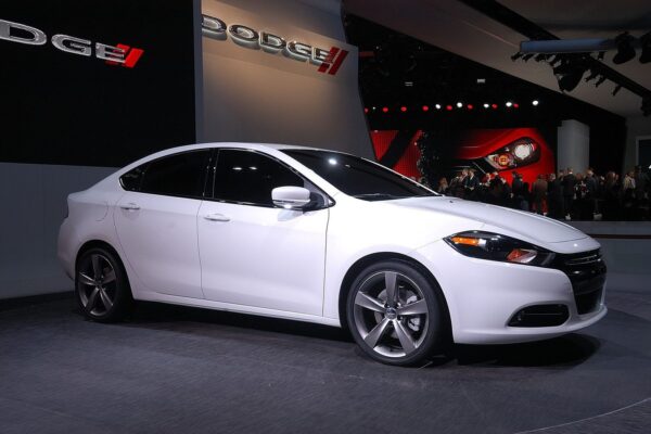 '13 Dodge Dart GT (Motor World Series 13 - 2015)