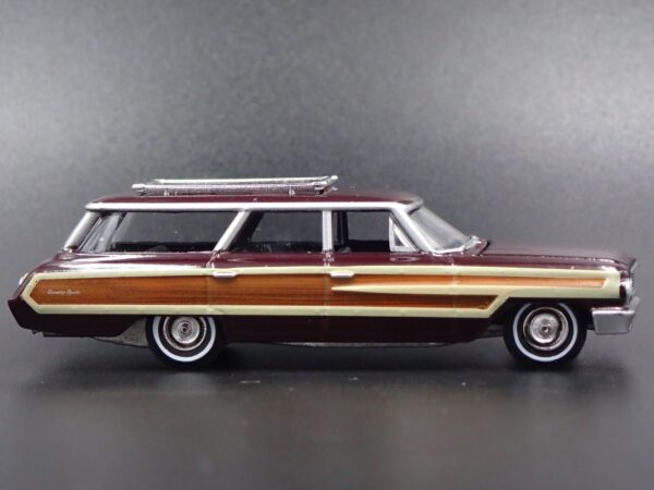 '64 Ford Country Squire (Premium: 2018 Release 1 Set B)