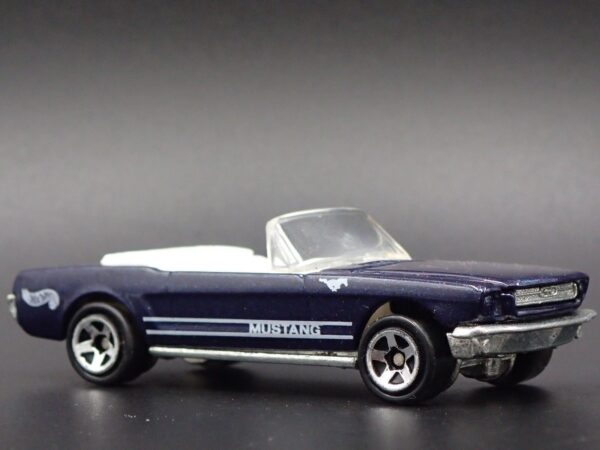 '65 Ford Mustang Convertible (Hot Wheels - 1998)