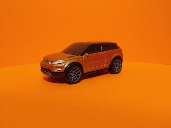 '15 Range Rover Evoque (Land Rover Series - 2016)