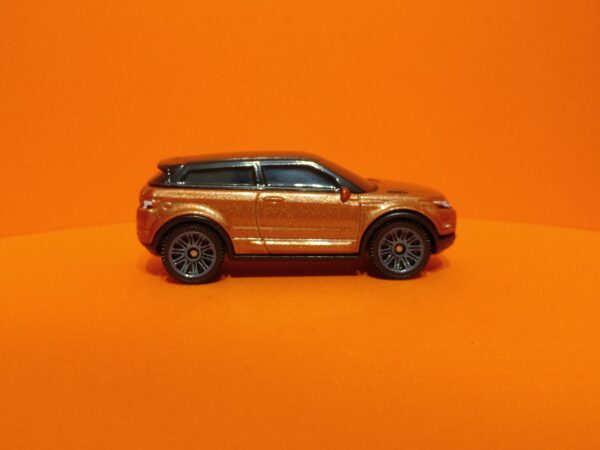 '15 Range Rover Evoque (Land Rover Series - 2016)