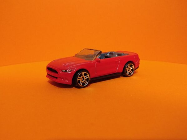 '15 Ford Mustang GT Convertible (Factory Fresh - 2017)