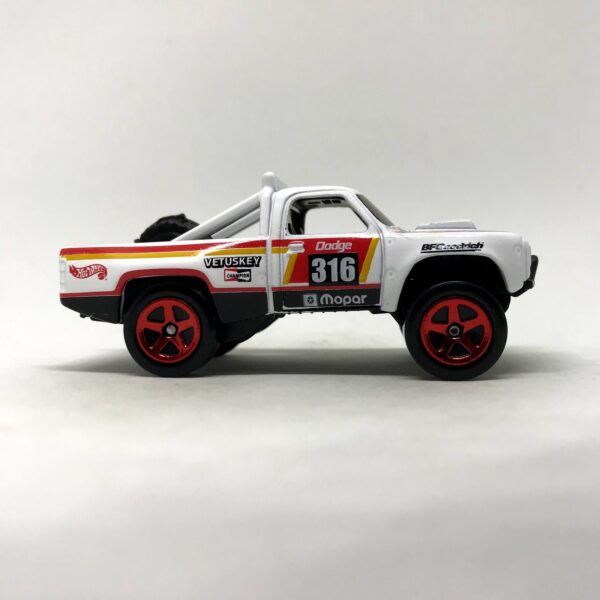 '87 Dodge D100 (HW Hot Trucks - 2018)