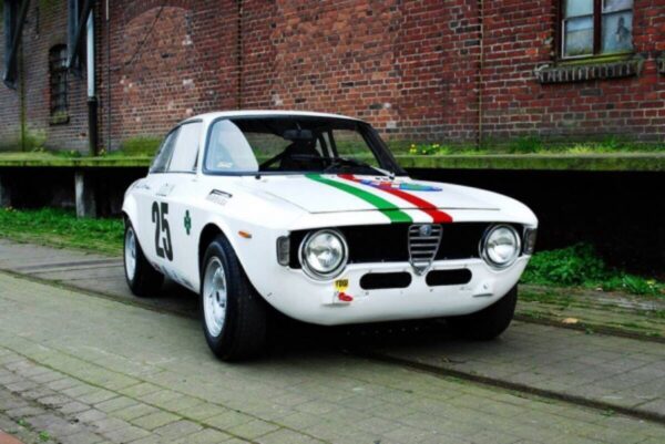 Alfa Romeo Giulia Sprint GTA (Car Culture 2018 - Euro Speed)