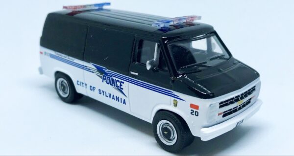 '85 Chevy G20 Van (Hot Pursuit Series 24 (City of Sylvania Police) - 2017)