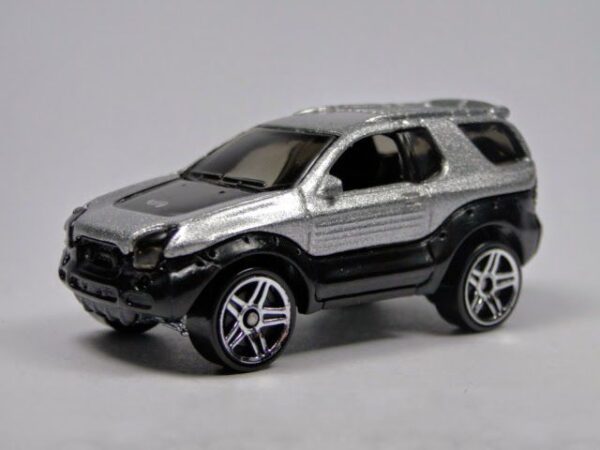 '99 Isuzu VehiCross (First Editions - 2000)