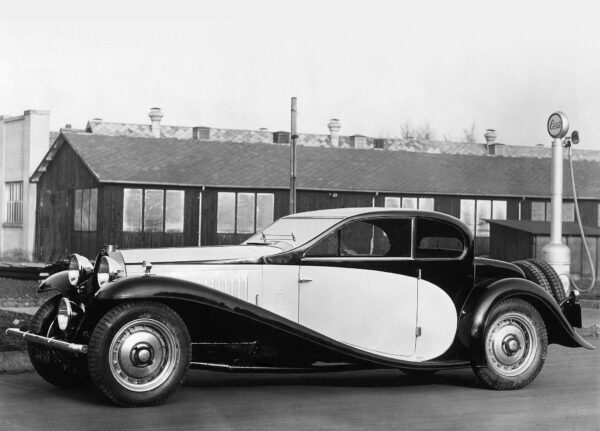 '37 Bugatti Type 50 (Hot Wheels - 2001)