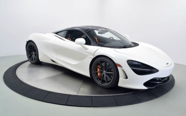 McLaren 720S (Factory Fresh - 2018)
