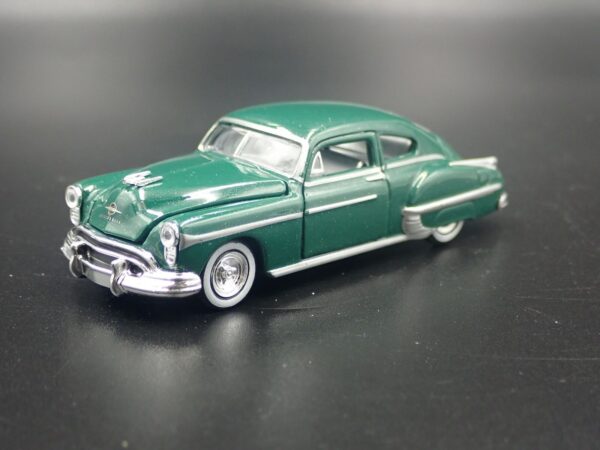 '50 Oldsmobile 88 (Auto-Thentics Release 53 - 2018)