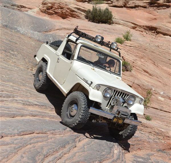 '67 Jeepster Commando (HW Hot Trucks - 2019)