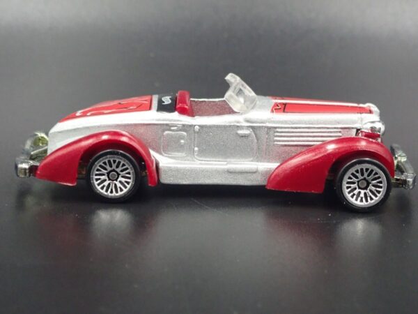 Auburn 852 (Hot Wheels - 2002)