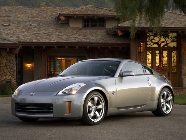 Nissan Z (First Editions - 2002)