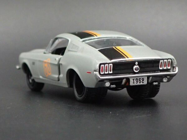 '68 Ford Mustang Fastback 2+2 (Auto-Mods Release AM06 - 2017)