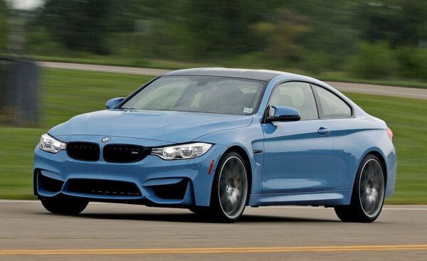 BMW M4 (Factory Fresh - 2017)