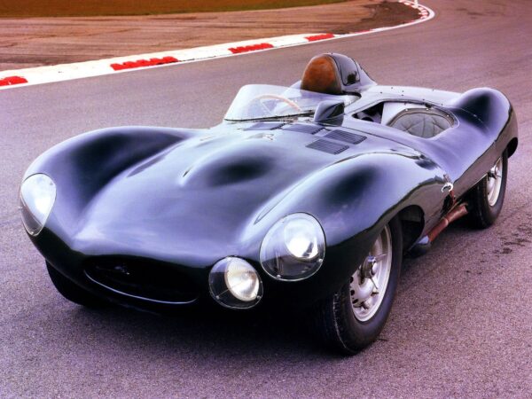 Jaguar D-Type (Hot Wheels – 2002)