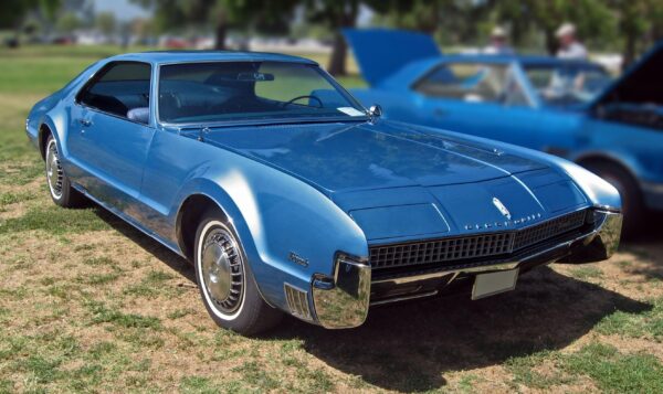 '67 Oldsmobile Toronado (Classic Gold Collection - 2016 Release 2 Set A)