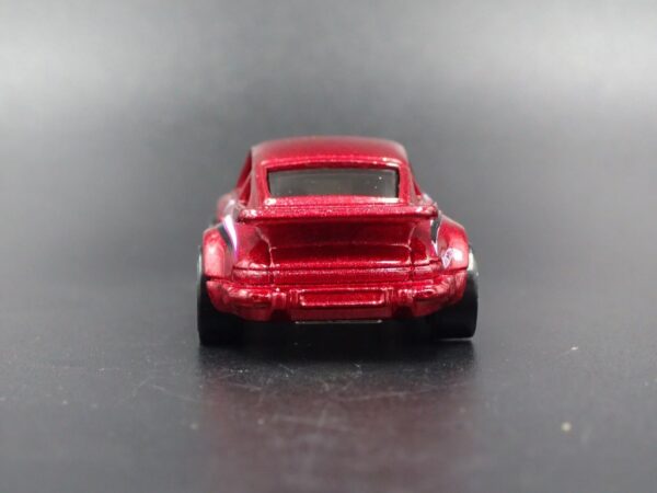 Porsche 930 (Hot Wheels - 1998)