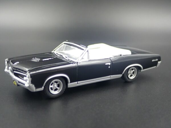 '67 Pontiac GTO Convertible (Hollywood Series 24 (MacGyver (2016-2019 TV Series)) – 2019)