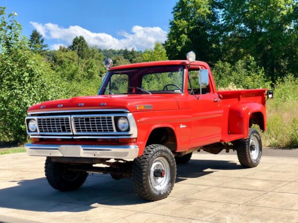 '72 Ford F-100 Custom 4X4 (Auto-Trucks Release 42 - 2017)