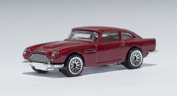 '63 Aston Martin DB5 (HW Workshop - 2015)
