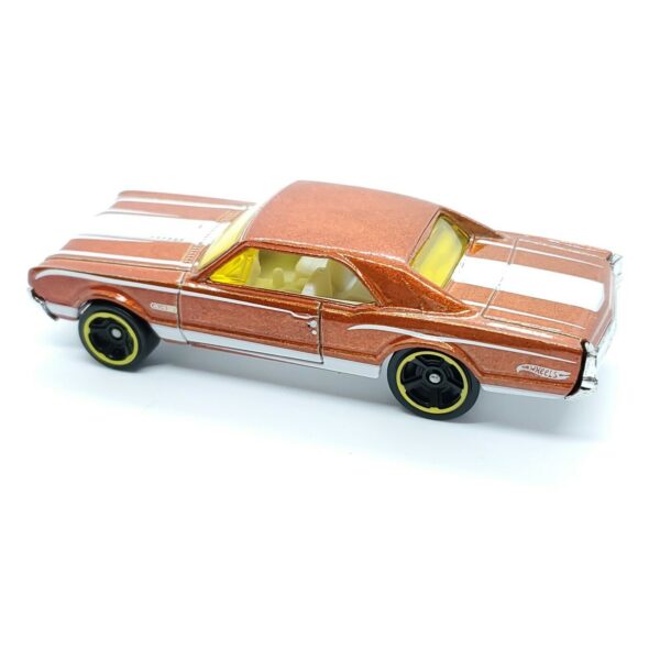 '67 Oldsmobile 442 (HW Showroom - 2012)