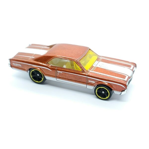 '67 Oldsmobile 442 (HW Showroom - 2012)