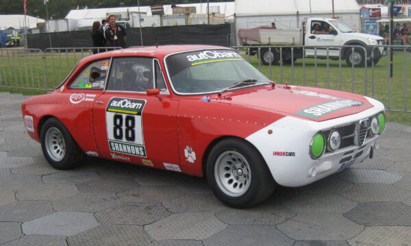 Alfa Romeo Giulia Sprint GTA (Entertainment 2016 - Forza Motorsport)