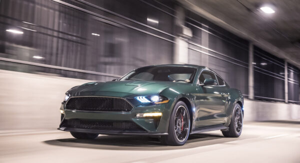 '19 Ford Mustang Coupe (Ford Mustang Series - 2020)
