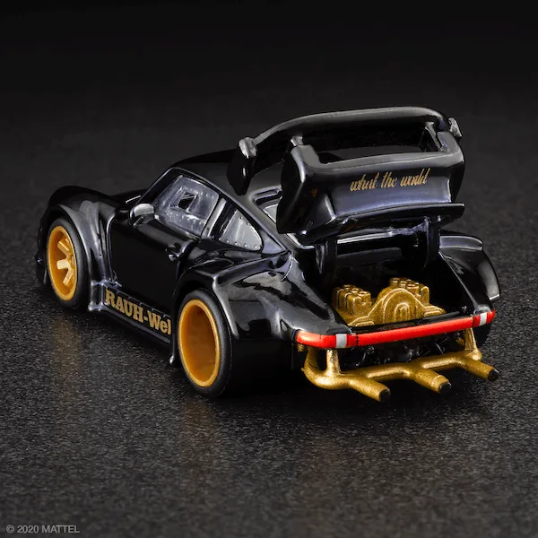RWB Porsche 930 with Akira Nakai Figurine (Red Line Club - 2020