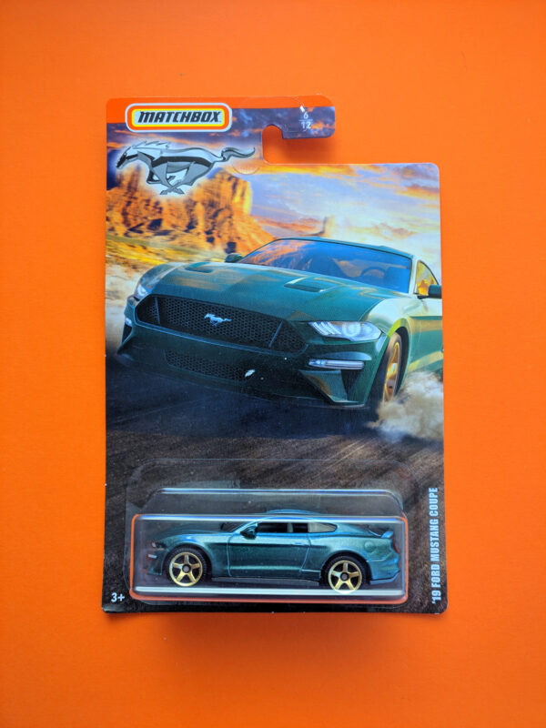 '19 Ford Mustang Coupe (Ford Mustang Series - 2020)