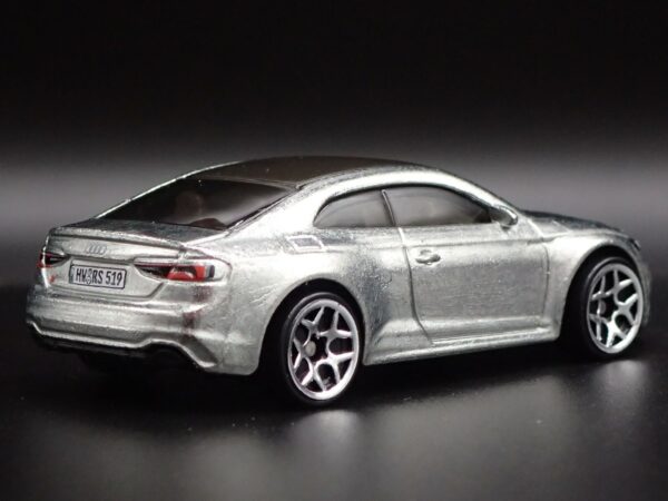 Audi RS 5 Coupe *ZAMAC* (Factory Fresh - 2019)