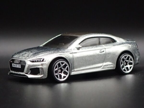 Audi RS 5 Coupe *ZAMAC* (Factory Fresh - 2019)