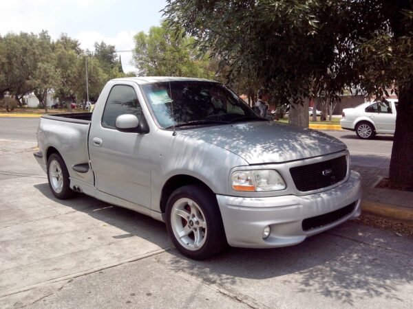 '99 Ford F-150 SVT Lightning (HW Hot Trucks - 2020)