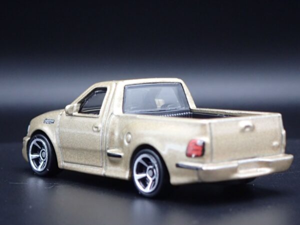 '99 Ford F-150 SVT Lightning (HW Hot Trucks - 2020)