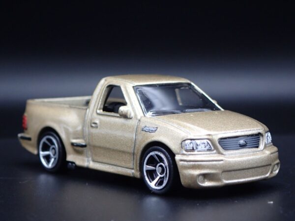 '99 Ford F-150 SVT Lightning (HW Hot Trucks - 2020)