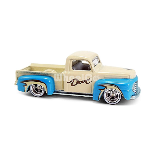 '49 Ford F1 (Pop Culture 2015 - M&M Mars)
