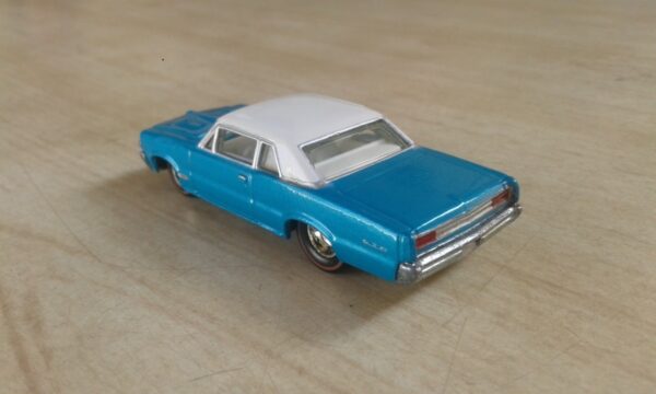 '64 Pontiac GTO (Ultra Hots - 2006)