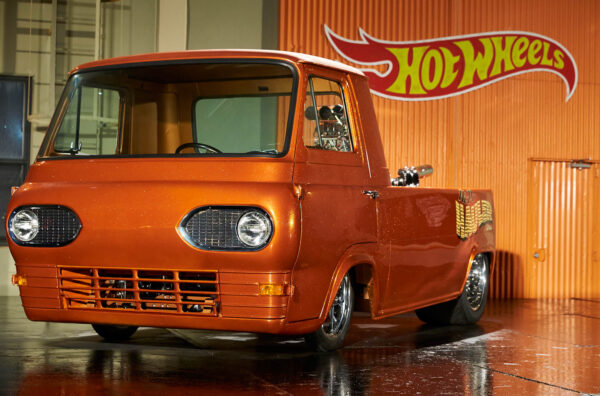 Hi-Po Hauler (Red Line Club Exclusive Holiday - 2020)