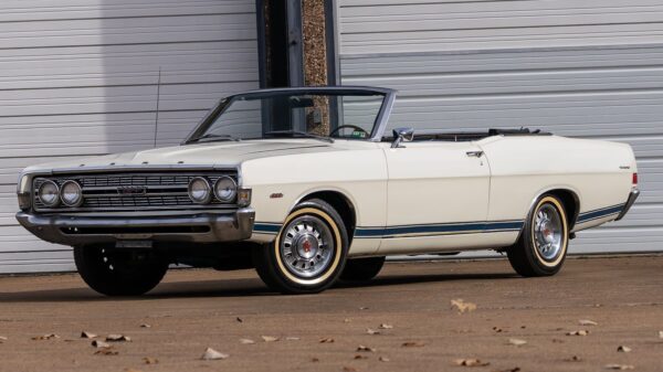 '68 Ford Fairlane Torino GT Convertible (Classic Gold Collection - 2020 Release 1 Set A)