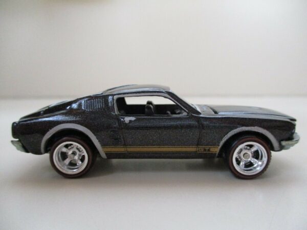 '67 Ford Mustang (Ultra Hots - 2006)